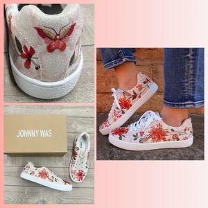 🆕 NIB Johnny Was Jayla Sneakers 🆕